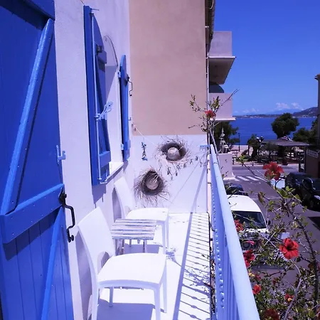 Les Galets Bleus De Calvi Villa