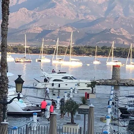 Villa Les Galets Bleus De Calvi *