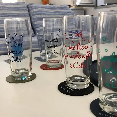 Les Galets Bleus De Villa Calvi (Corsica)