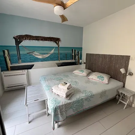 Villa Les Galets Bleus De Calvi (Corsica)