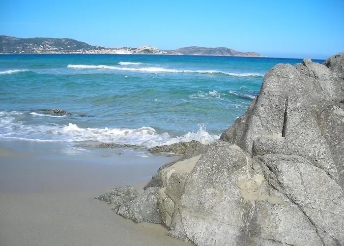 Les Galets Bleus De Vila Calvi (Corsica)